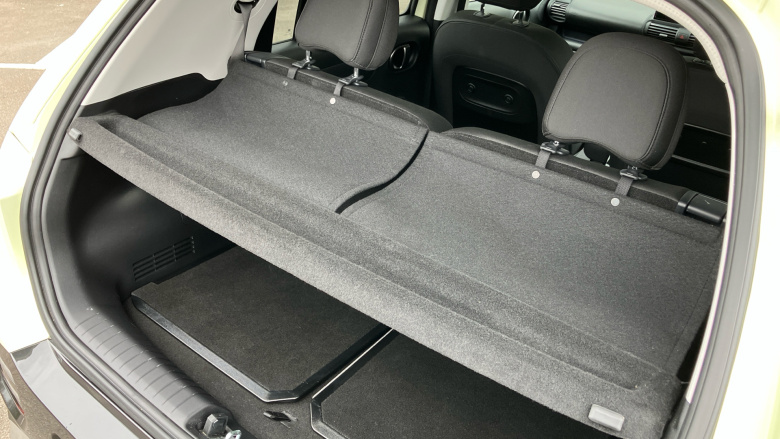 Hyundai INSTER 85kW 02 49kWh 5dr Auto Electric Hatchback